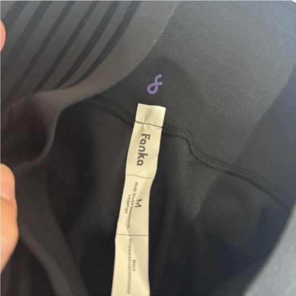 FANKA black PowerBand Resistance (Reversable Wear) Leggings Size M - Picture 7 of 7